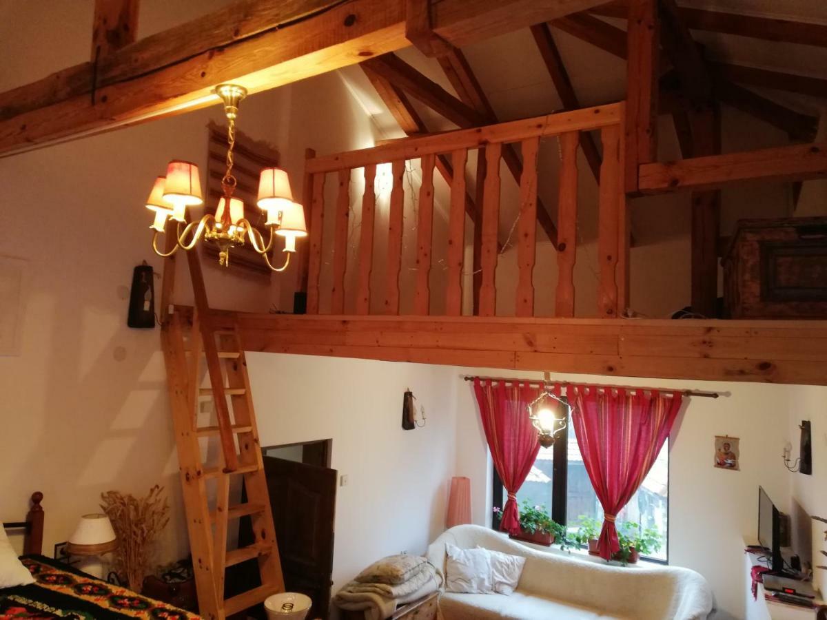 Къща За Гости Чичарите Gabrovo Luaran gambar