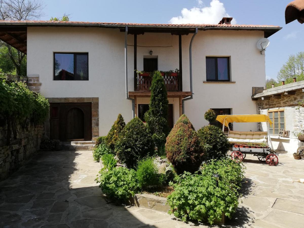 Къща За Гости Чичарите Gabrovo Luaran gambar